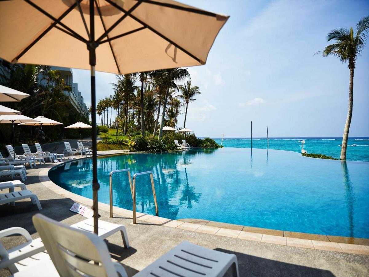 Palace In Moon Beach Onna Dış mekan fotoğraf